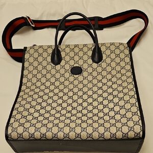 Gucci Navy Blue and Beige Patterned Tote Bag. With Large White Duster